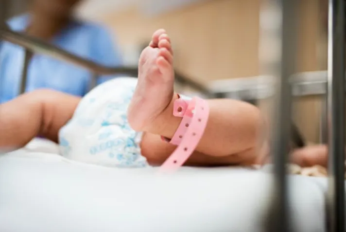 Menor riesgo de rechazo inmunológico en células madre del cordón umbilical.